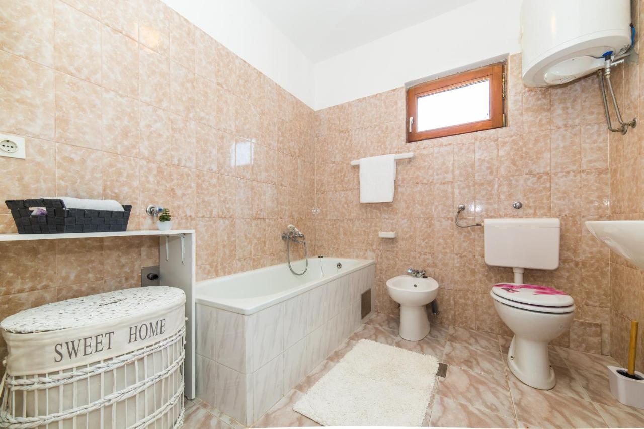 Holiday Home Villa Marija Radosic  Exterior photo
